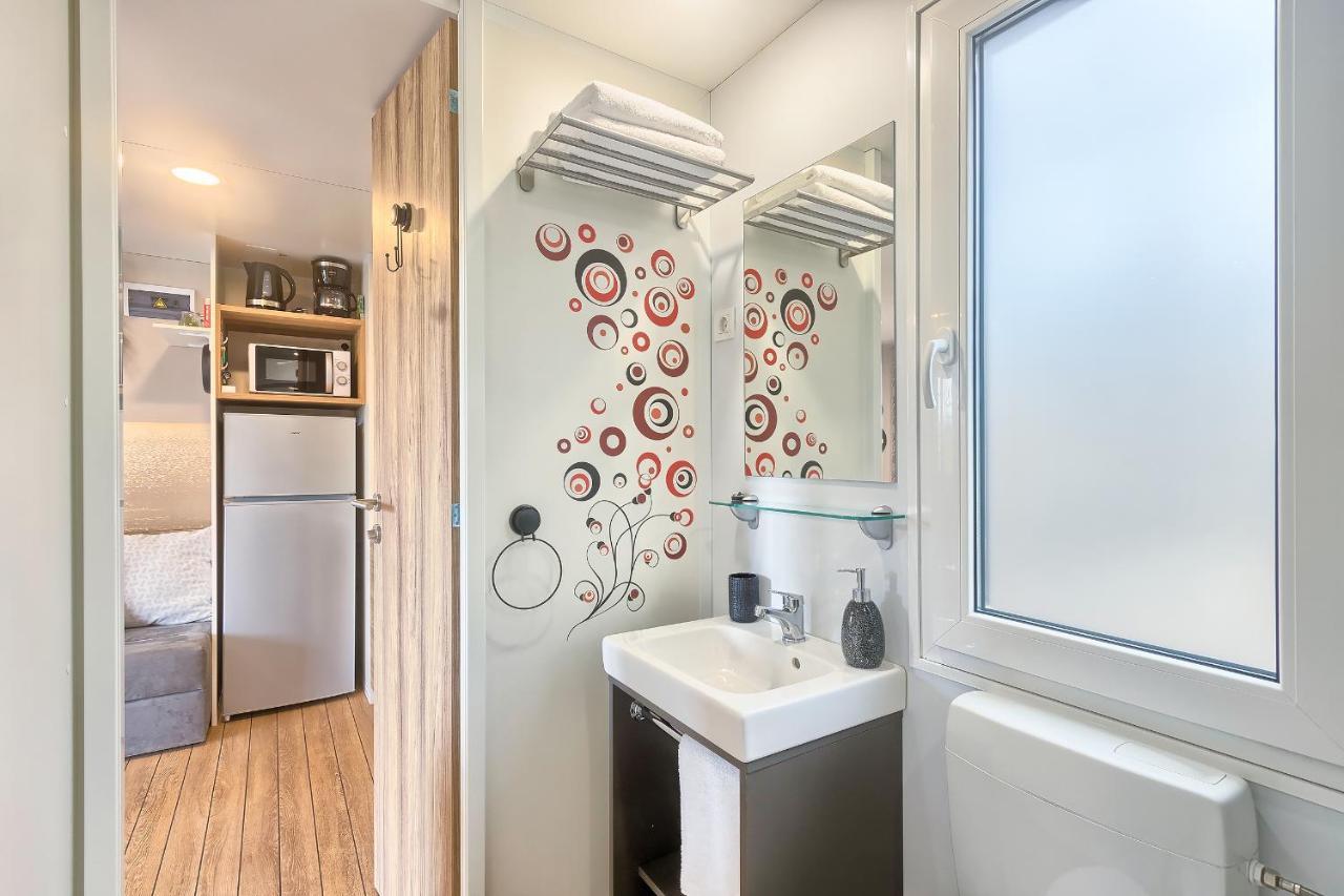 Total Escape Mobile Home Nera Camp Porton Biondi Rovinj Exterior foto